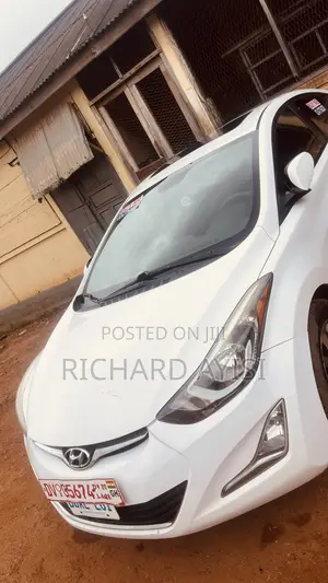 Hyundai Elantra 2016 White