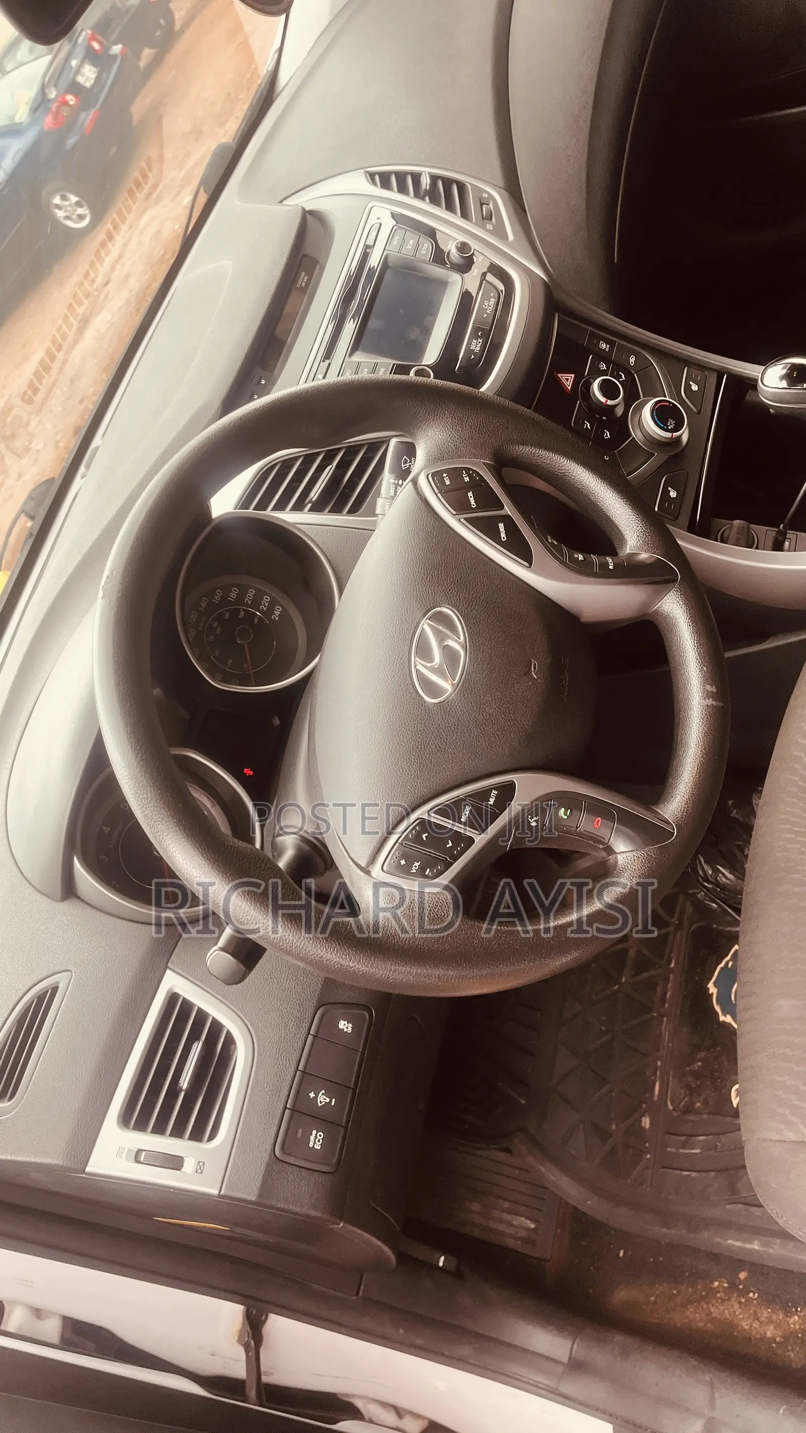 Hyundai Elantra 2016 White