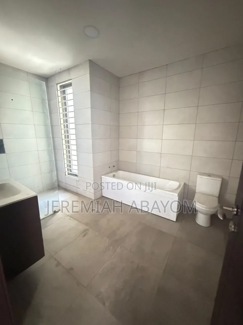 4bdrm House in Apex, Baatsona Total for sale