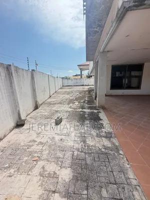 4bdrm House in Apex, Baatsona Total for sale