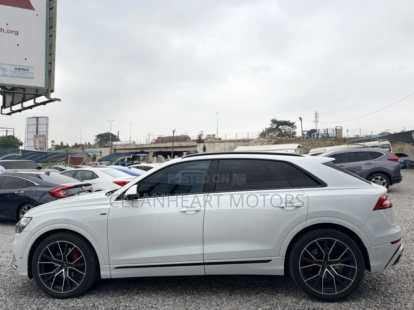 Audi Q8 2022 White