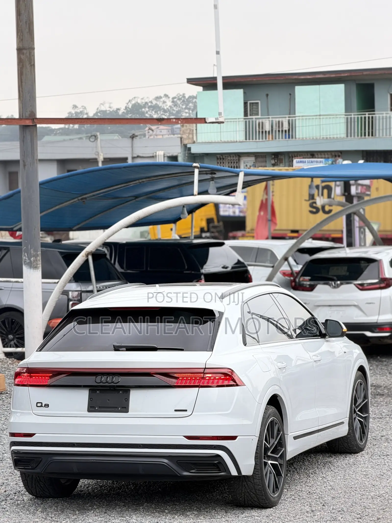 Audi Q8 2022 White