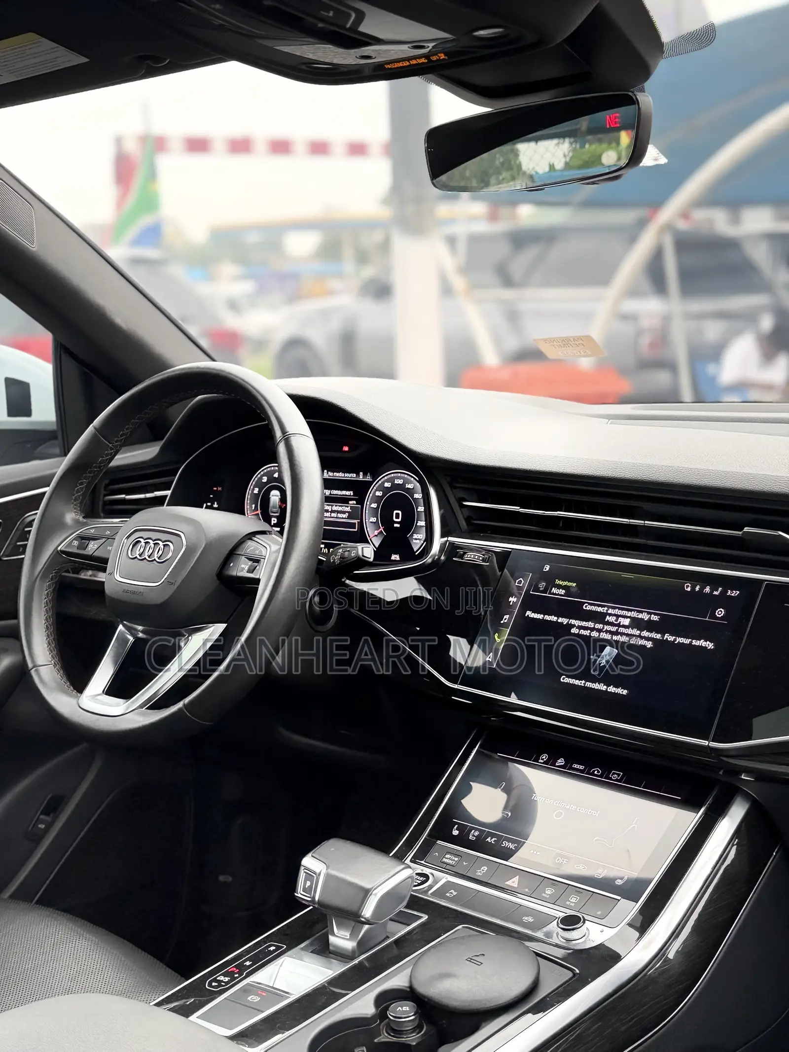 Audi Q8 2022 White
