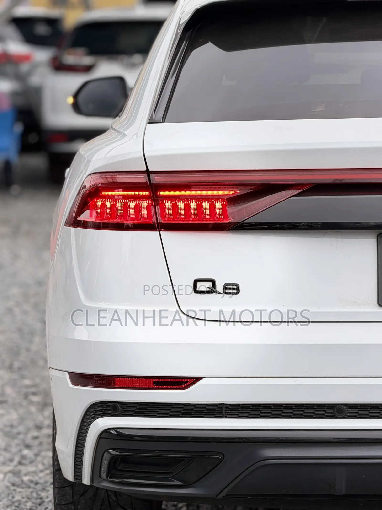 Audi Q8 2022 White