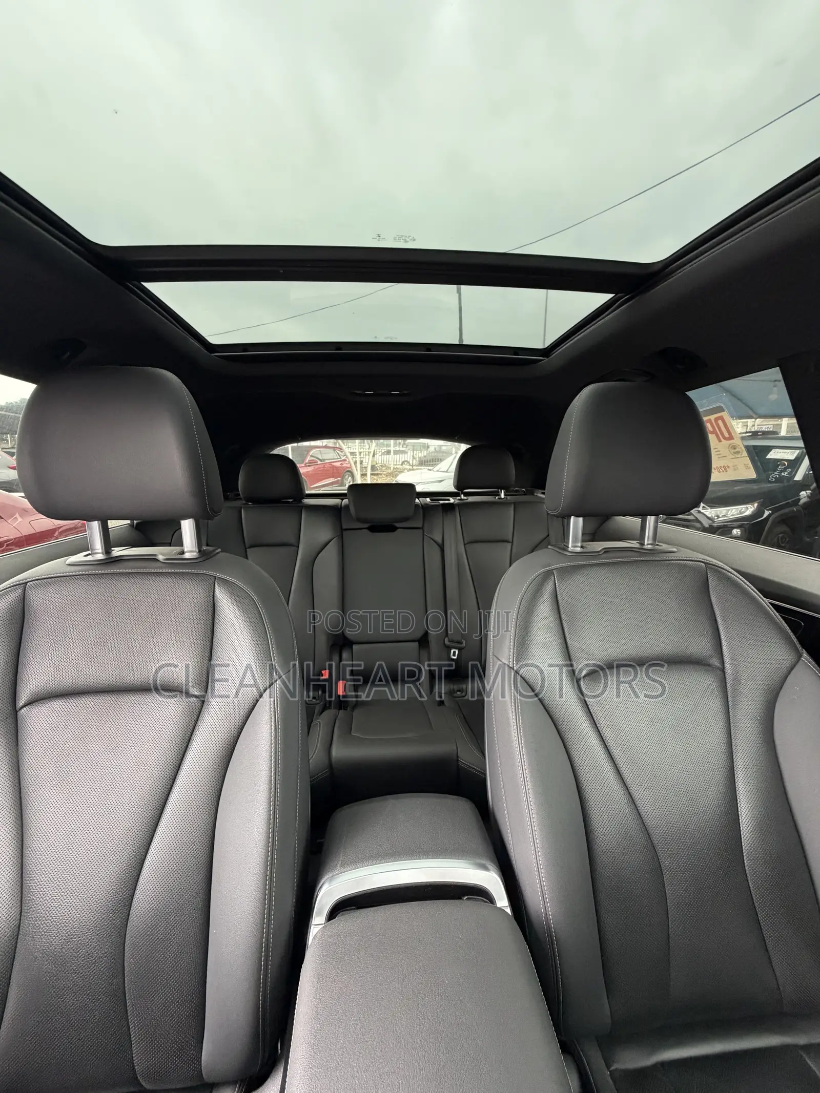 Audi Q8 2022 White