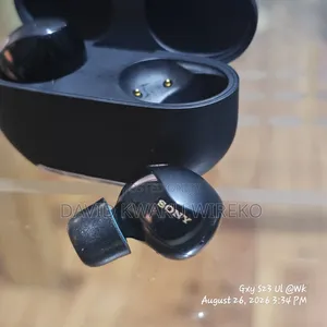 Sony Wf-1000xm5 Ear Buds.