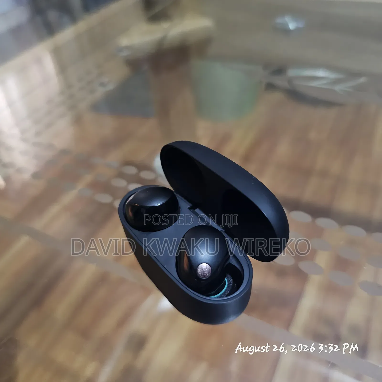 Sony Wf-1000xm5 Ear Buds.