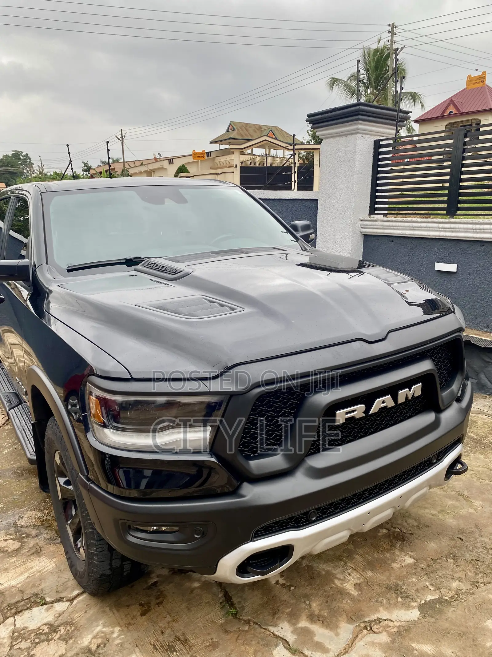 RAM 1500 2020 Black