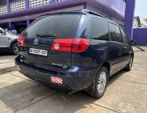 Toyota Sienna LE AWD 2008 Blue