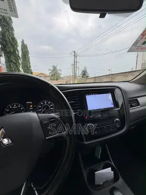 Mitsubishi Outlander 2016 Black