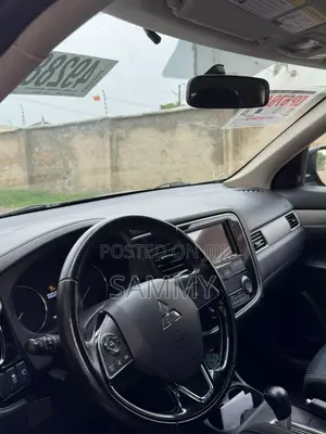 Mitsubishi Outlander 2016 Black