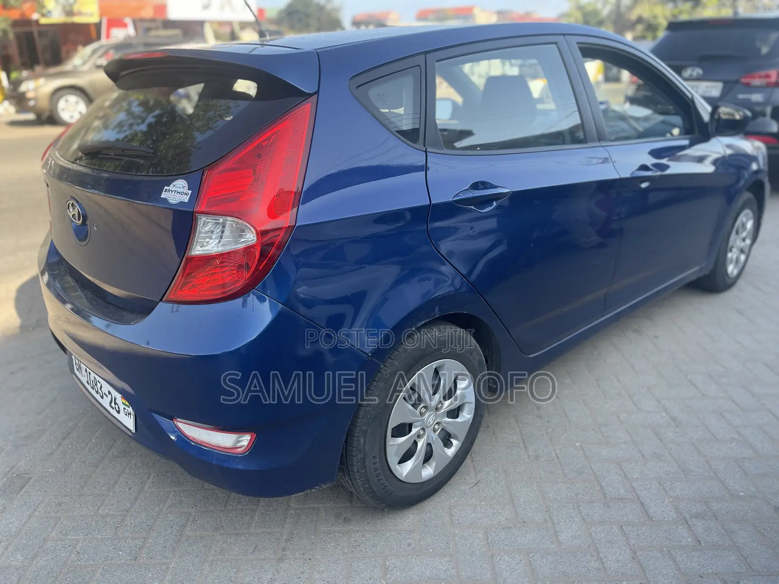 Hyundai Accent SE Hatchback 2016 Blue