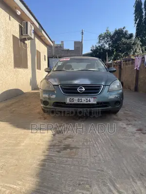 Nissan Altima 2.5 Automatic 2002 Gray