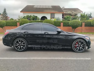 Mercedes-Benz C300 2020 Black