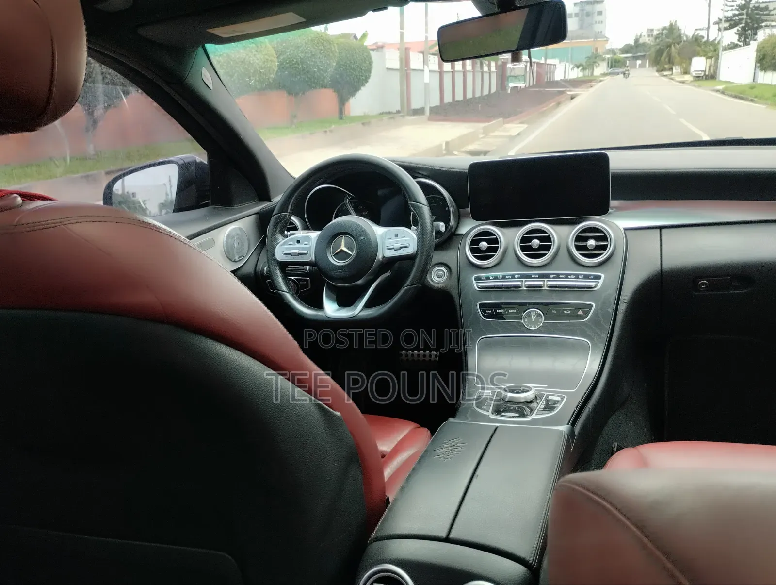 Mercedes-Benz C300 2020 Black