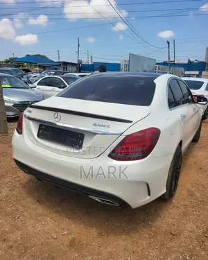 Mercedes-Benz C300 2016 White