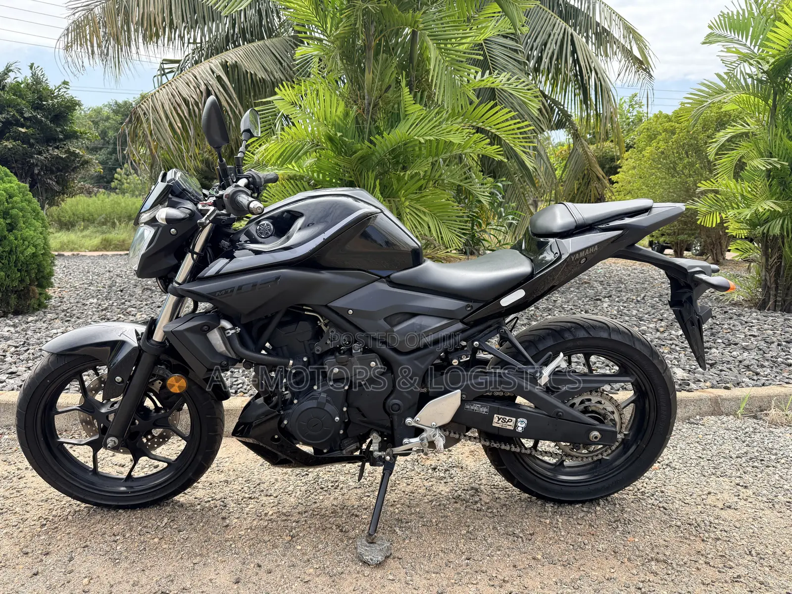 Yamaha 2019 Black