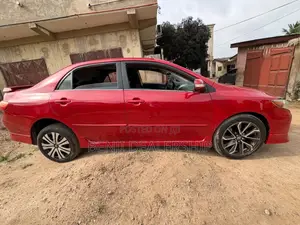 Toyota Corolla 2010 Red