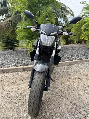 Yamaha 2019 Black