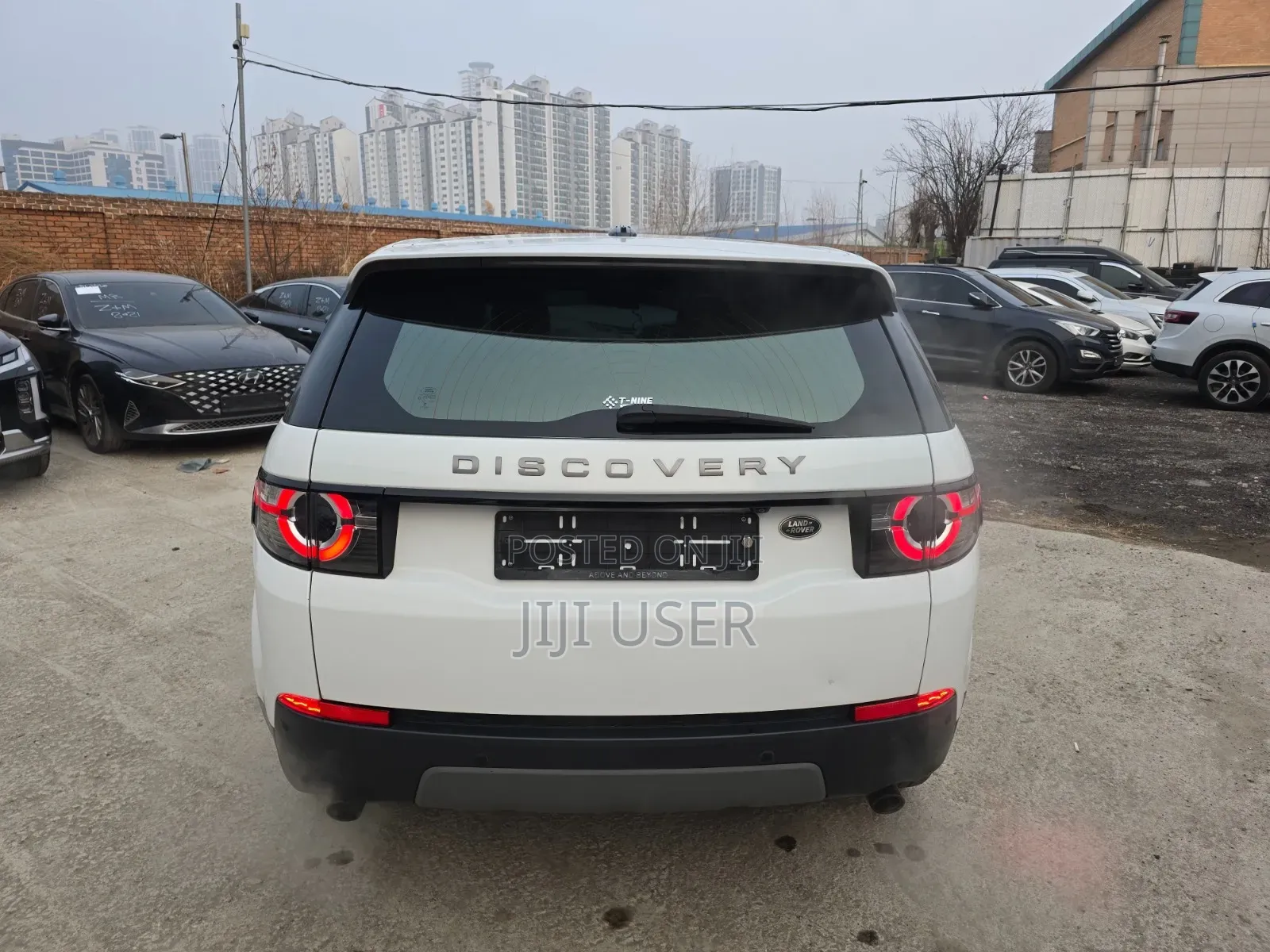 Land Rover Discovery Sport 2016 White