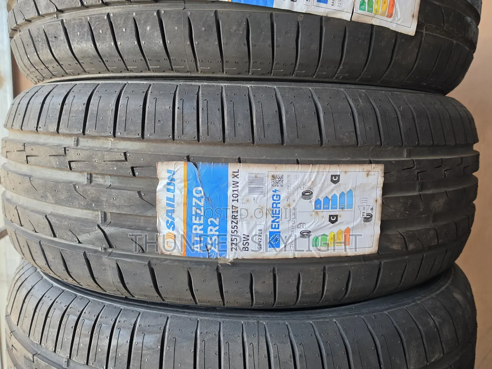 225/55zr17 Sailun Atrezzo ZSR2 UHP Tyre
