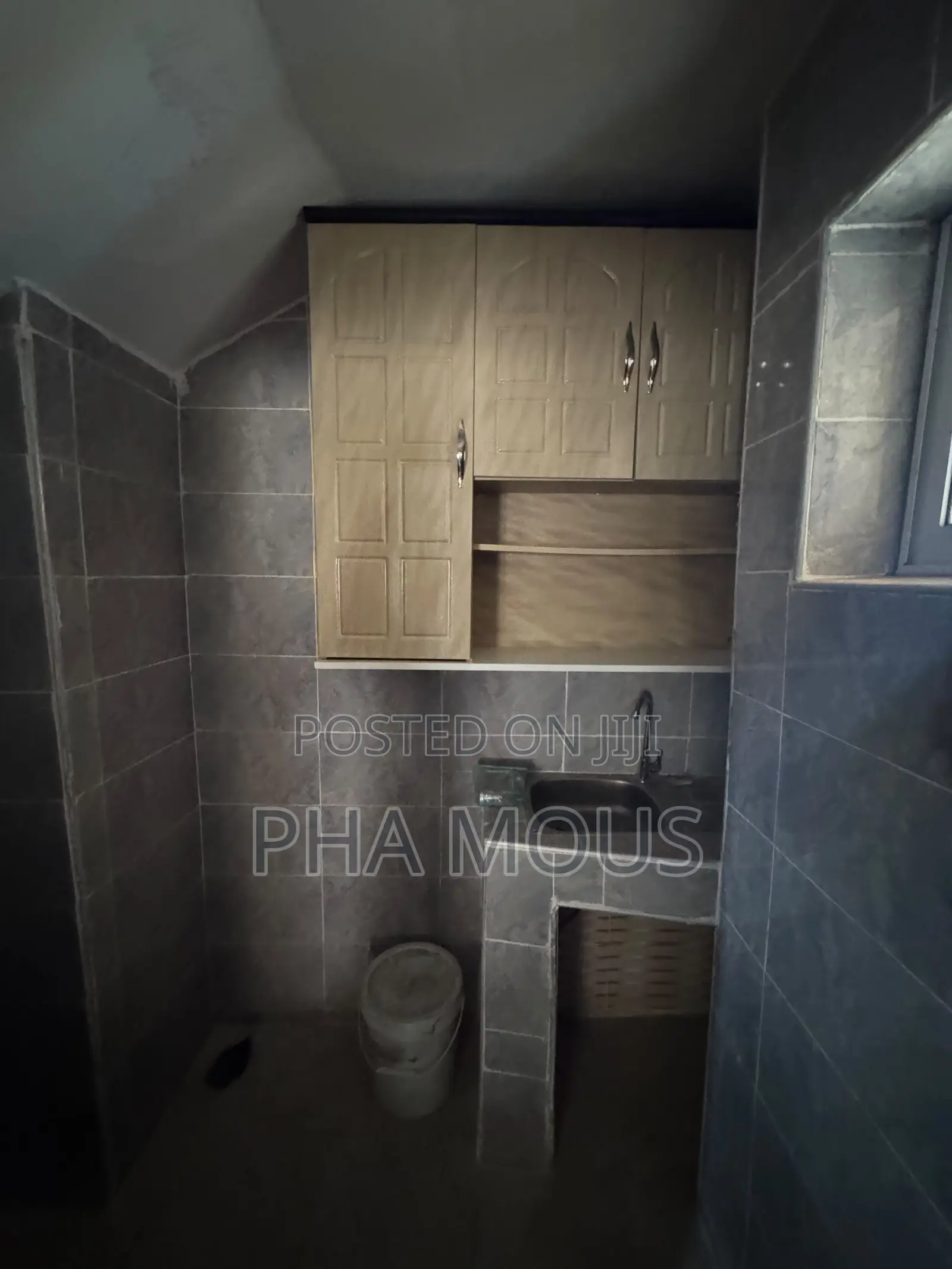 1bdrm Apartment in Sowutwuom for rent
