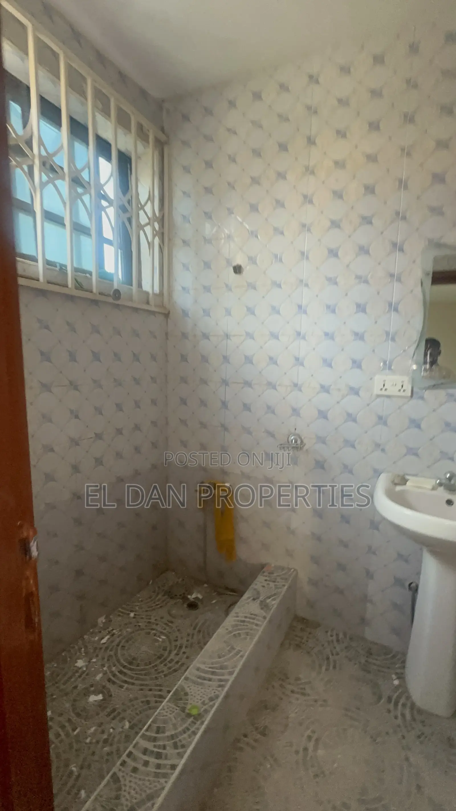 2bdrm Apartment in Tech Deduako, Kumasi Metropolitan for rent