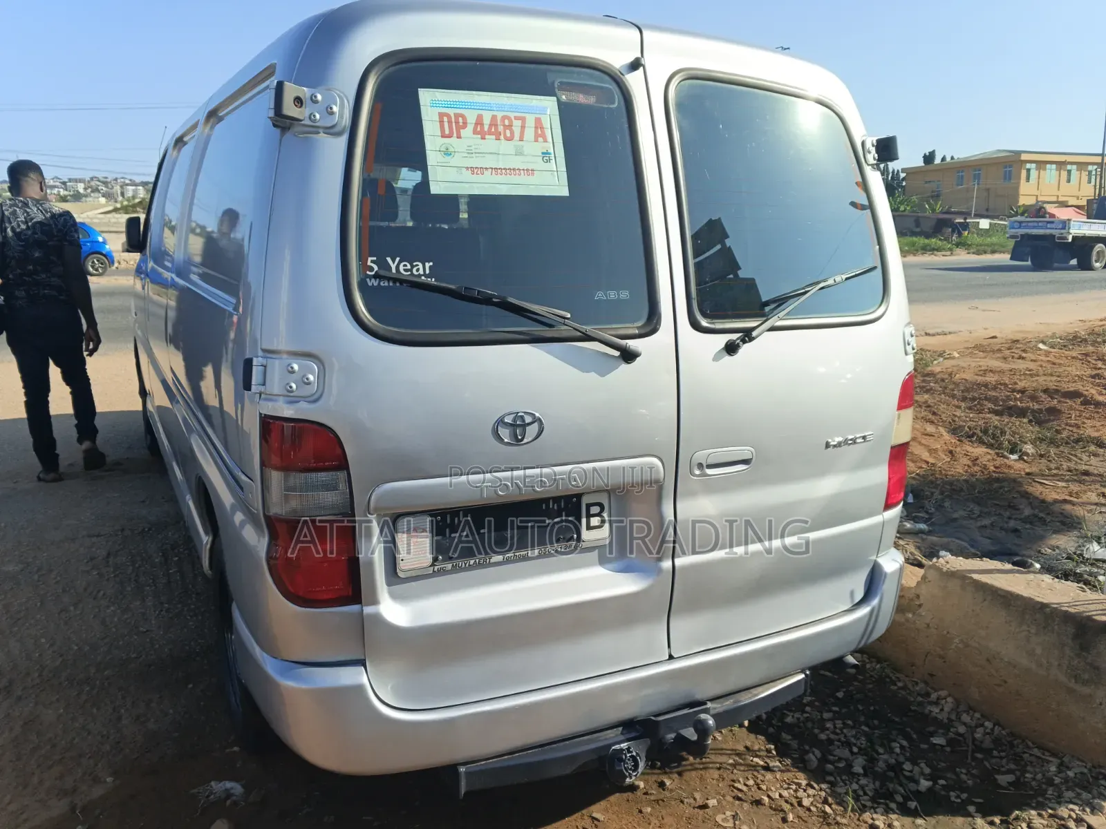 Toyota HiAce 2009 Silver