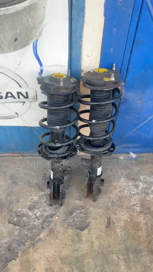 Hyundai Tucson 2017,2018,2019,2020,2021....2026 Front Shocks Absorbers