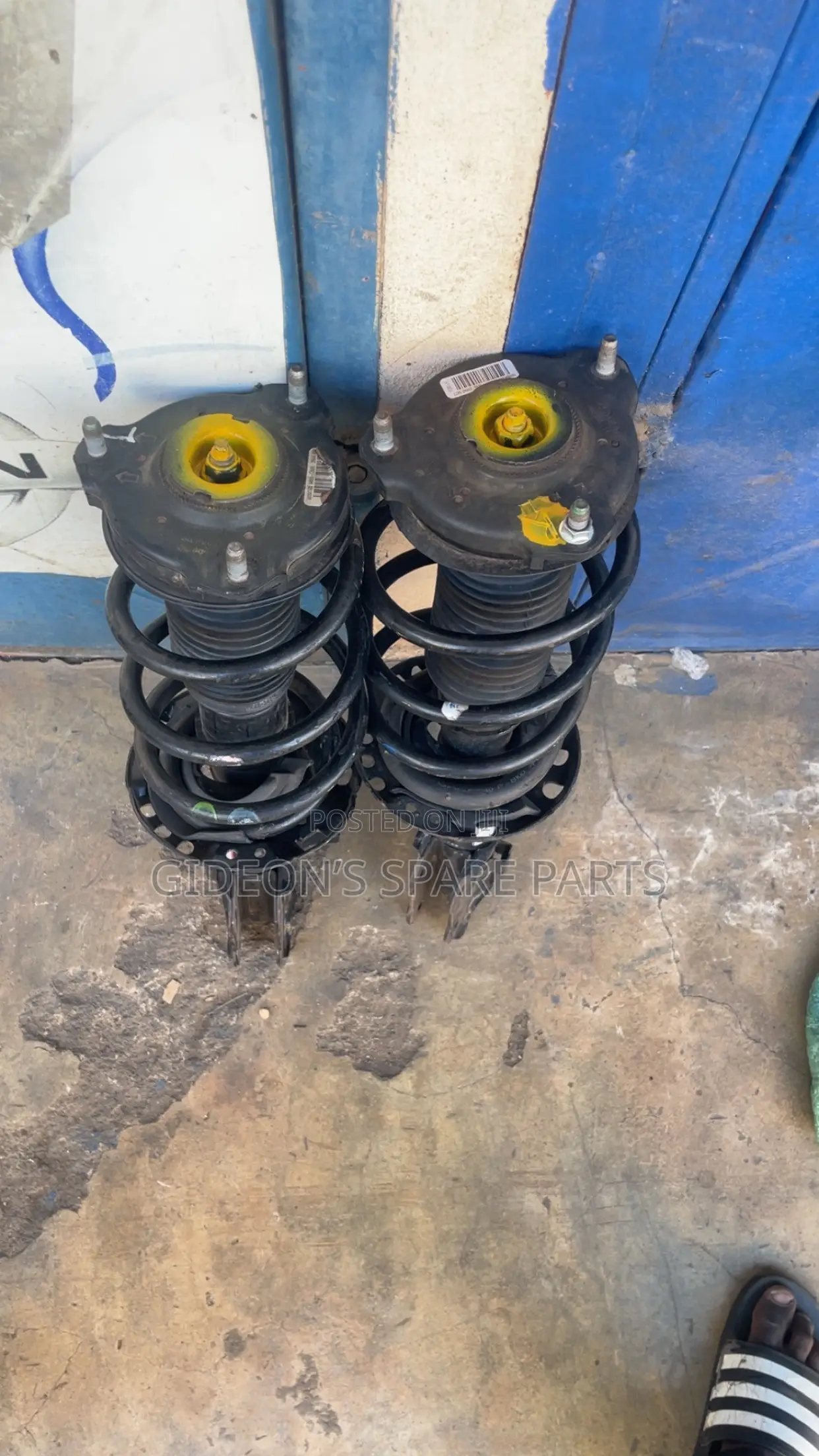 Hyundai Tucson 2017,2018,2019,2020,2021....2026 Front Shocks Absorbers