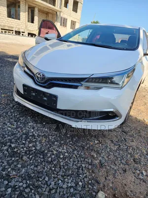 Toyota Corolla 2021 White