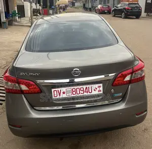 Nissan Sentra FE+ S 2016 Beige