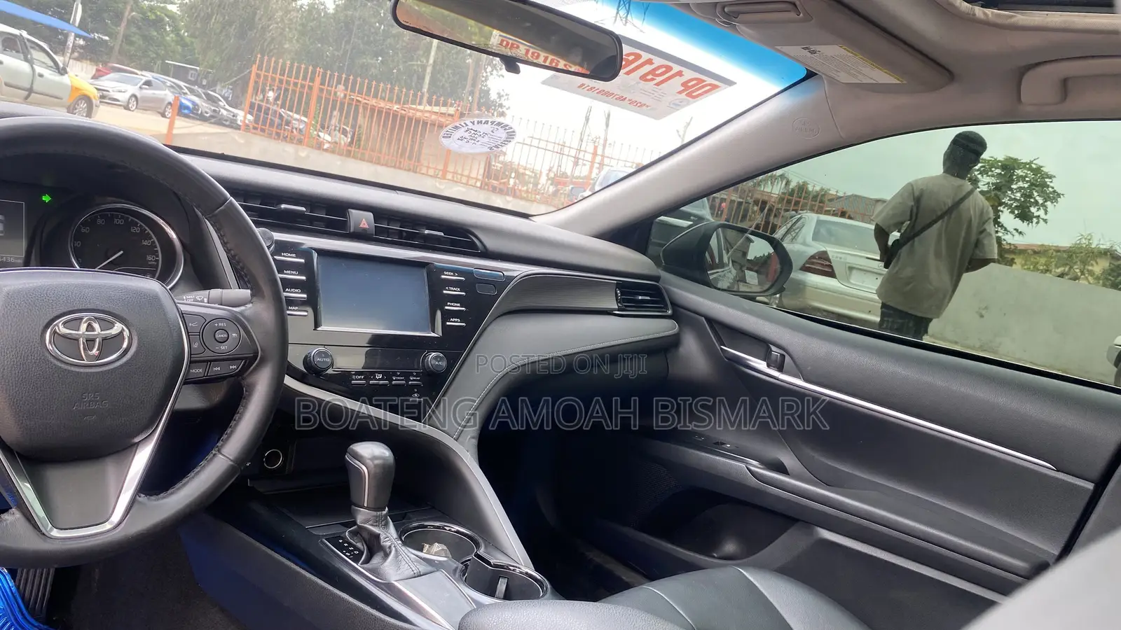 Toyota Camry SE (2.5L 4cyl 8A) 2019 Matt Black