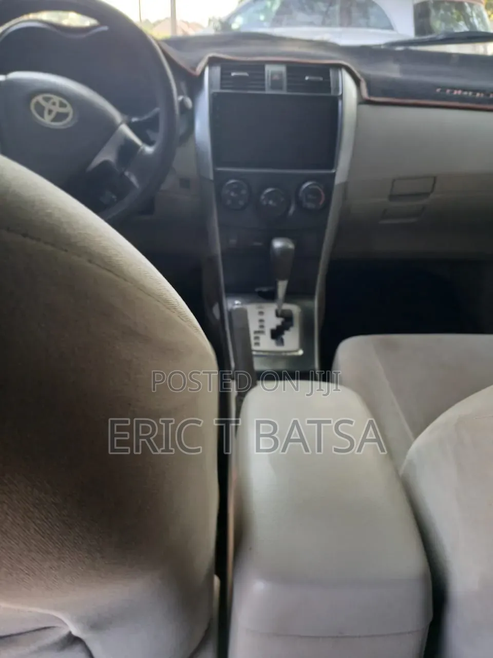 Toyota Corolla LE 4dr Sedan (1.8L 4cyl 4A) 2010 Red