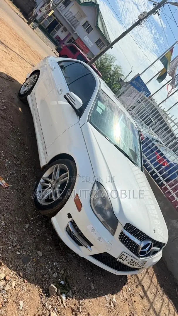 Mercedes-Benz C250 2013 White