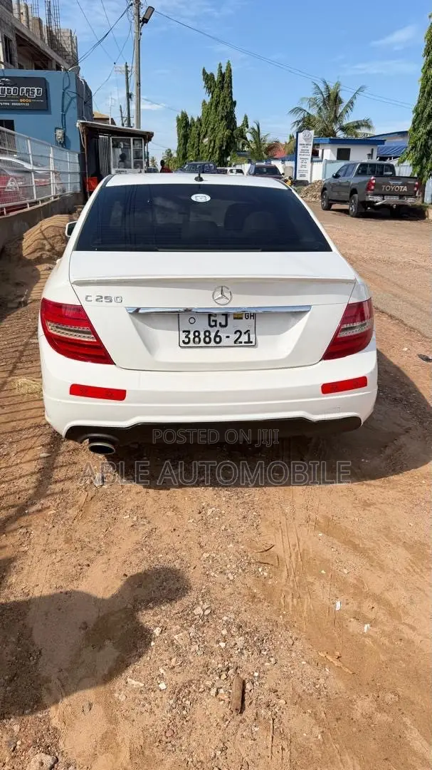 Mercedes-Benz C250 2013 White
