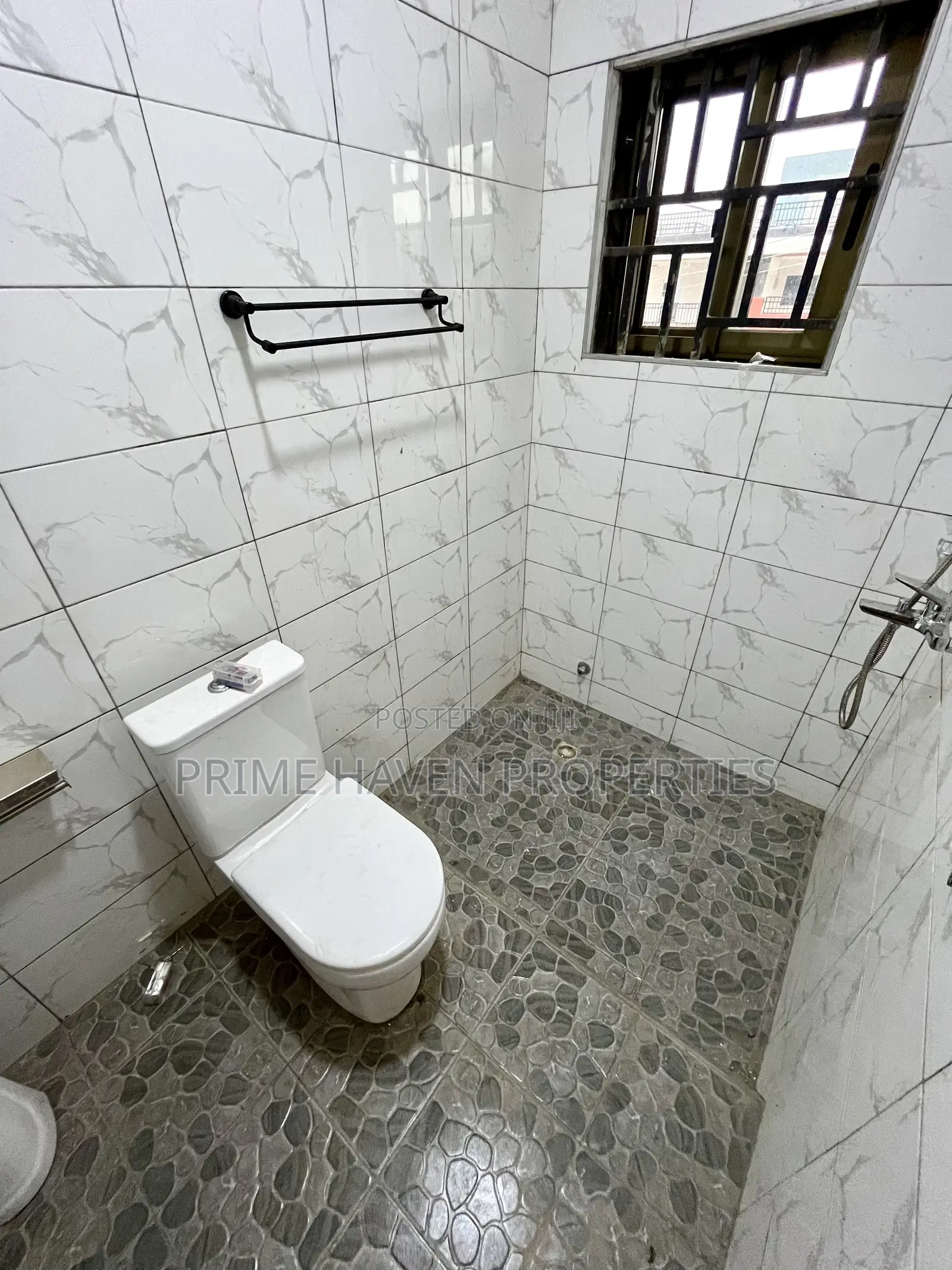 2bdrm Apartment in Acp, Kwabenya for rent