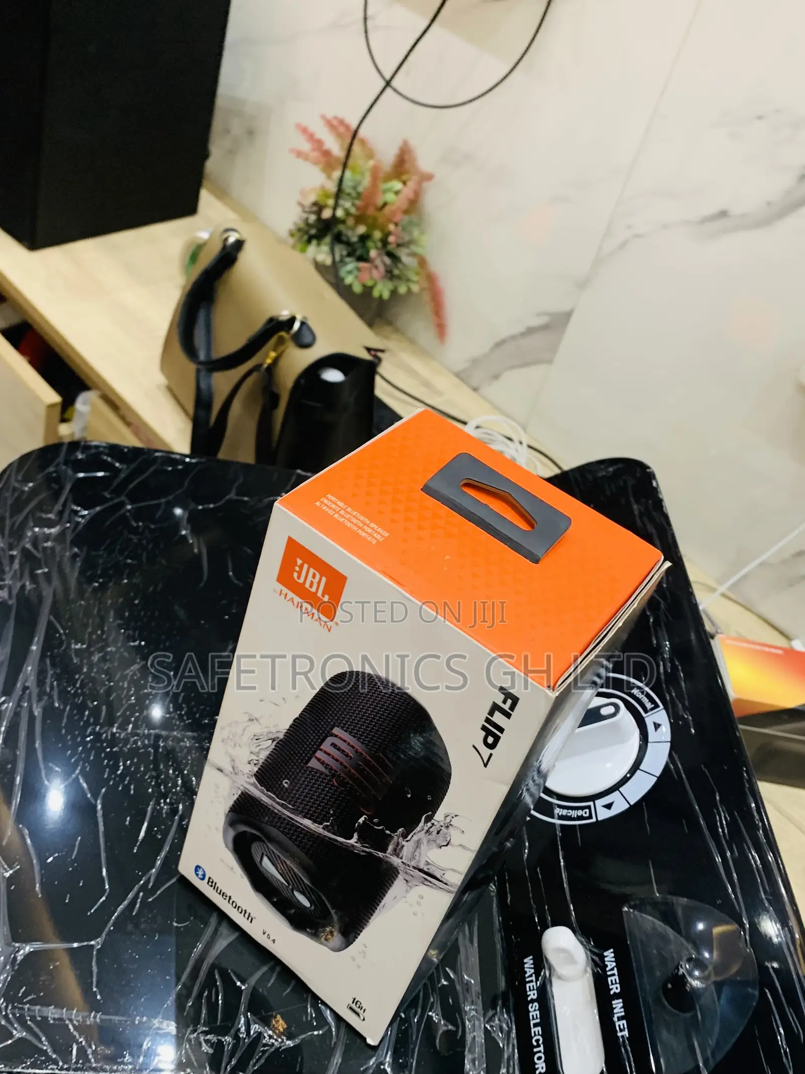 Durable New JBL Flip 6 Portable Wireless Speaker- Black