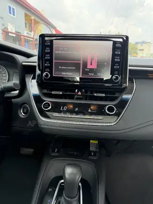 Toyota Corolla SE 2020 White