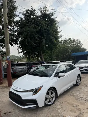 Toyota Corolla SE 2020 White