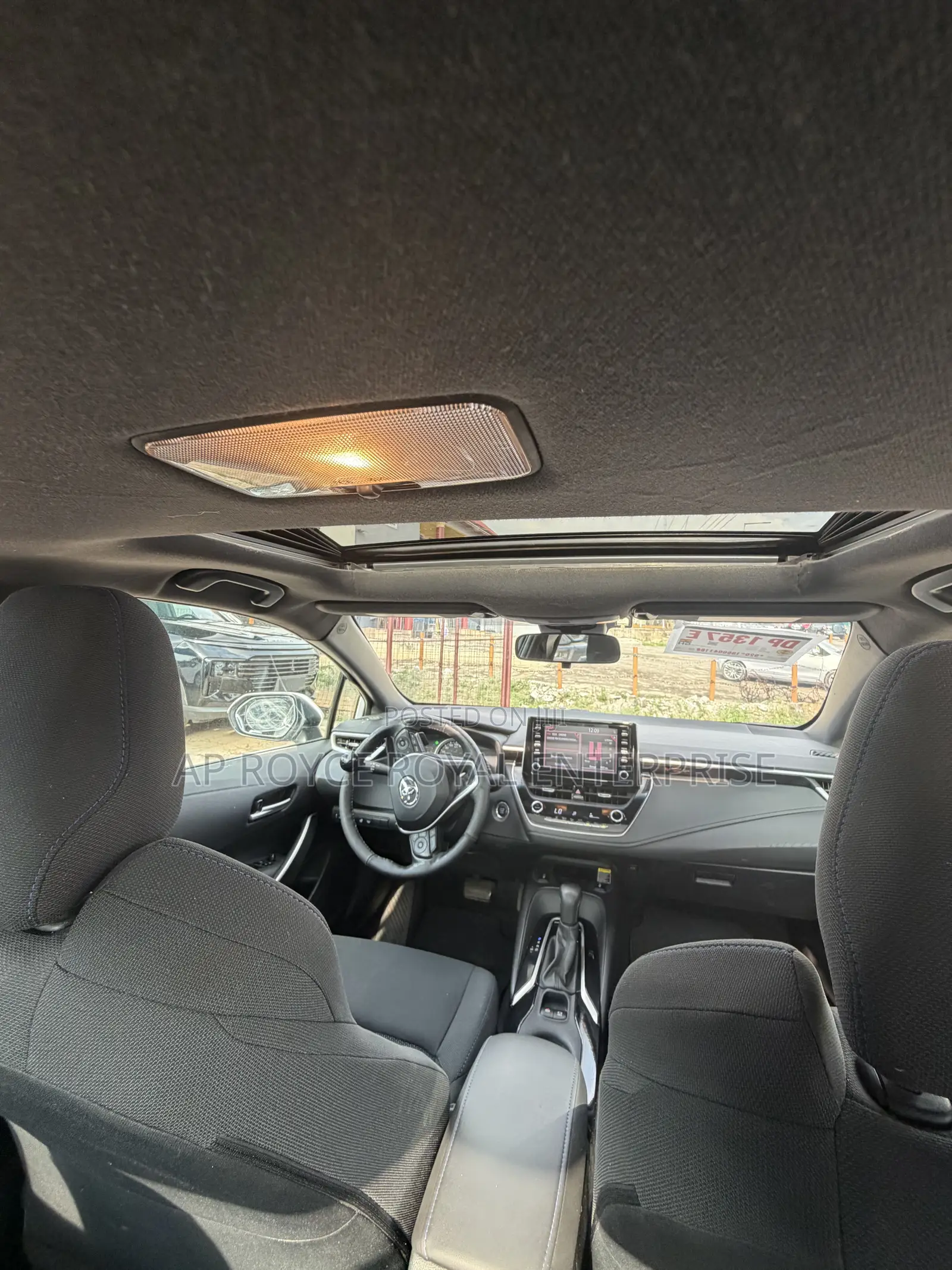 Toyota Corolla SE 2020 White