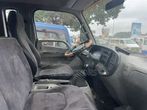 Hyundai Mighty 2