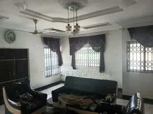 3bdrm House in Kotoku, Amasaman for sale