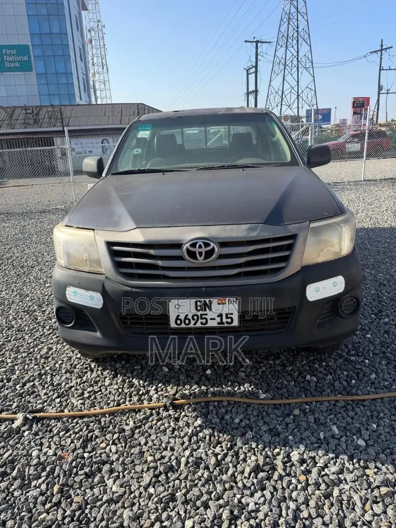 Toyota Hilux 2011 Gray