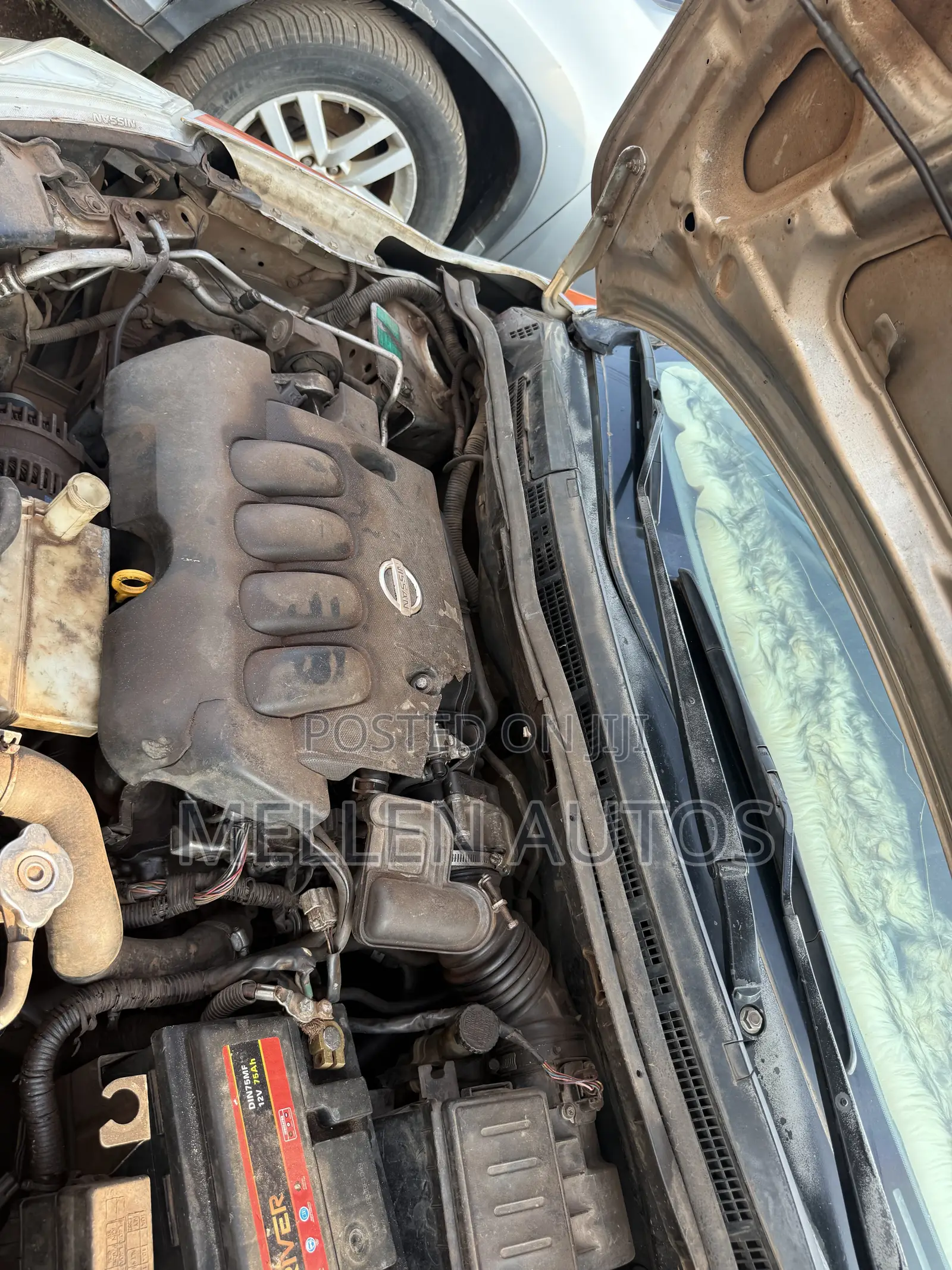 Nissan Versa 1.6 S Sedan CVT 2010 Silver