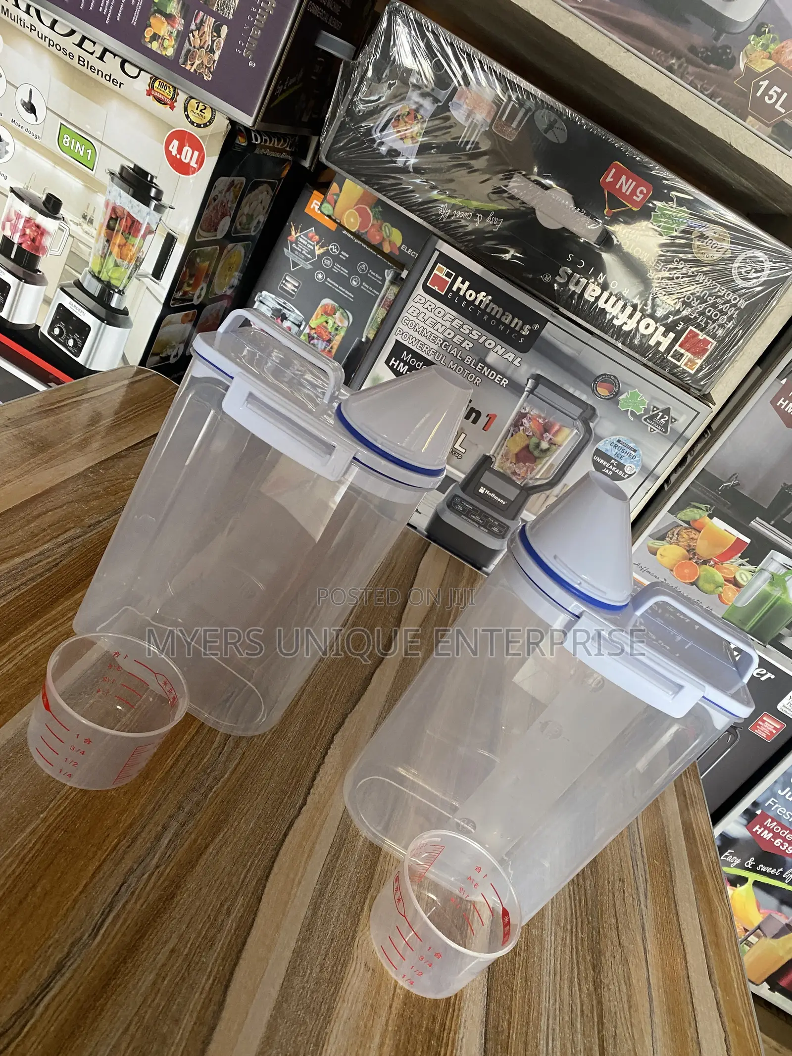 2.3L Transparent Dry Food Storage Container