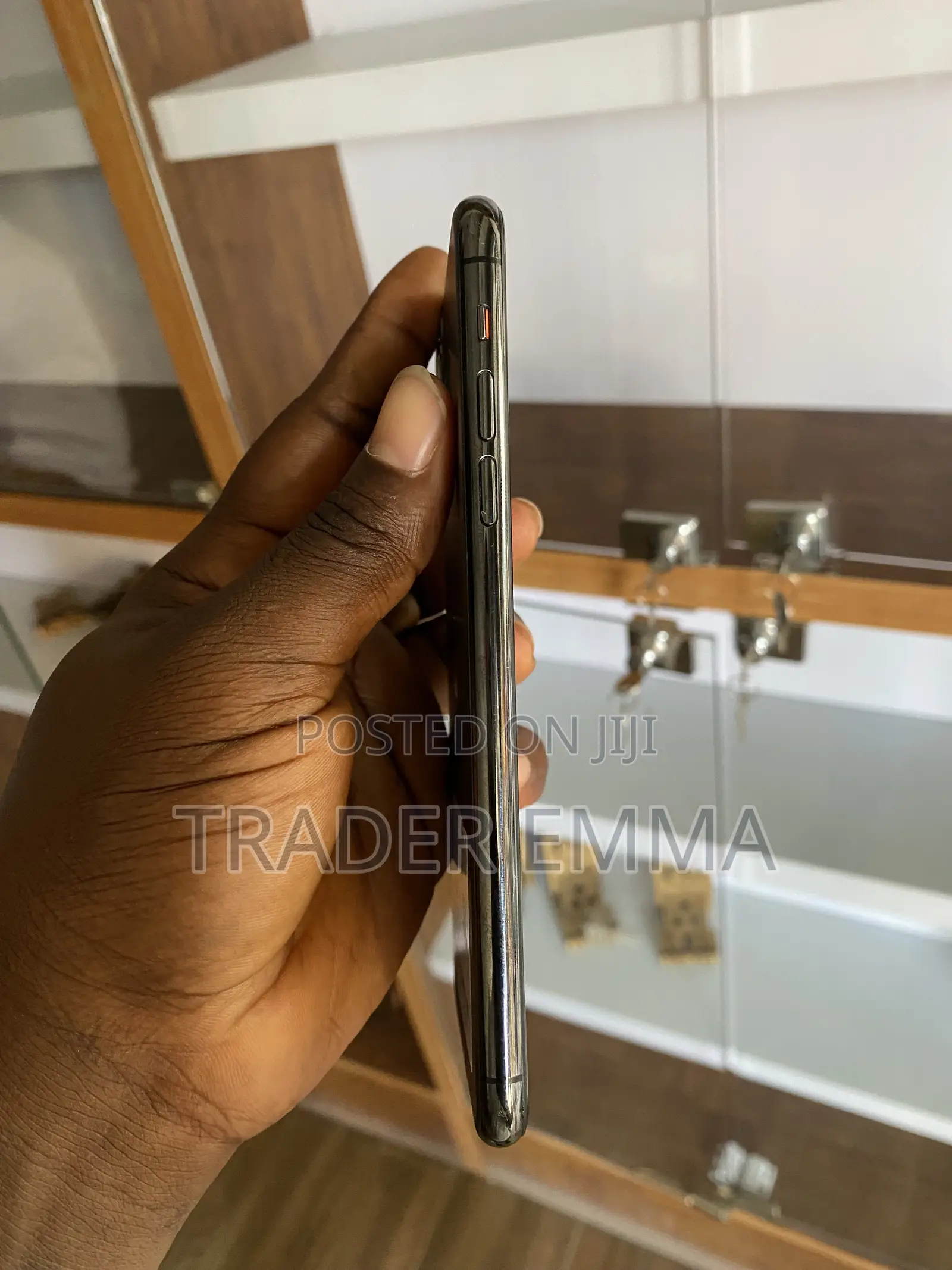Apple iPhone 11 Pro Max 64 GB Gray