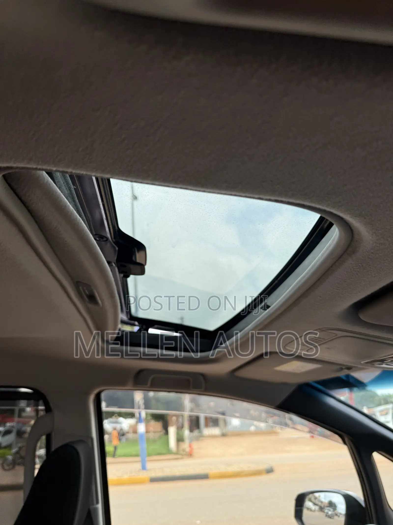 Toyota Voxy V 2WD 7-Seater 2015 Black