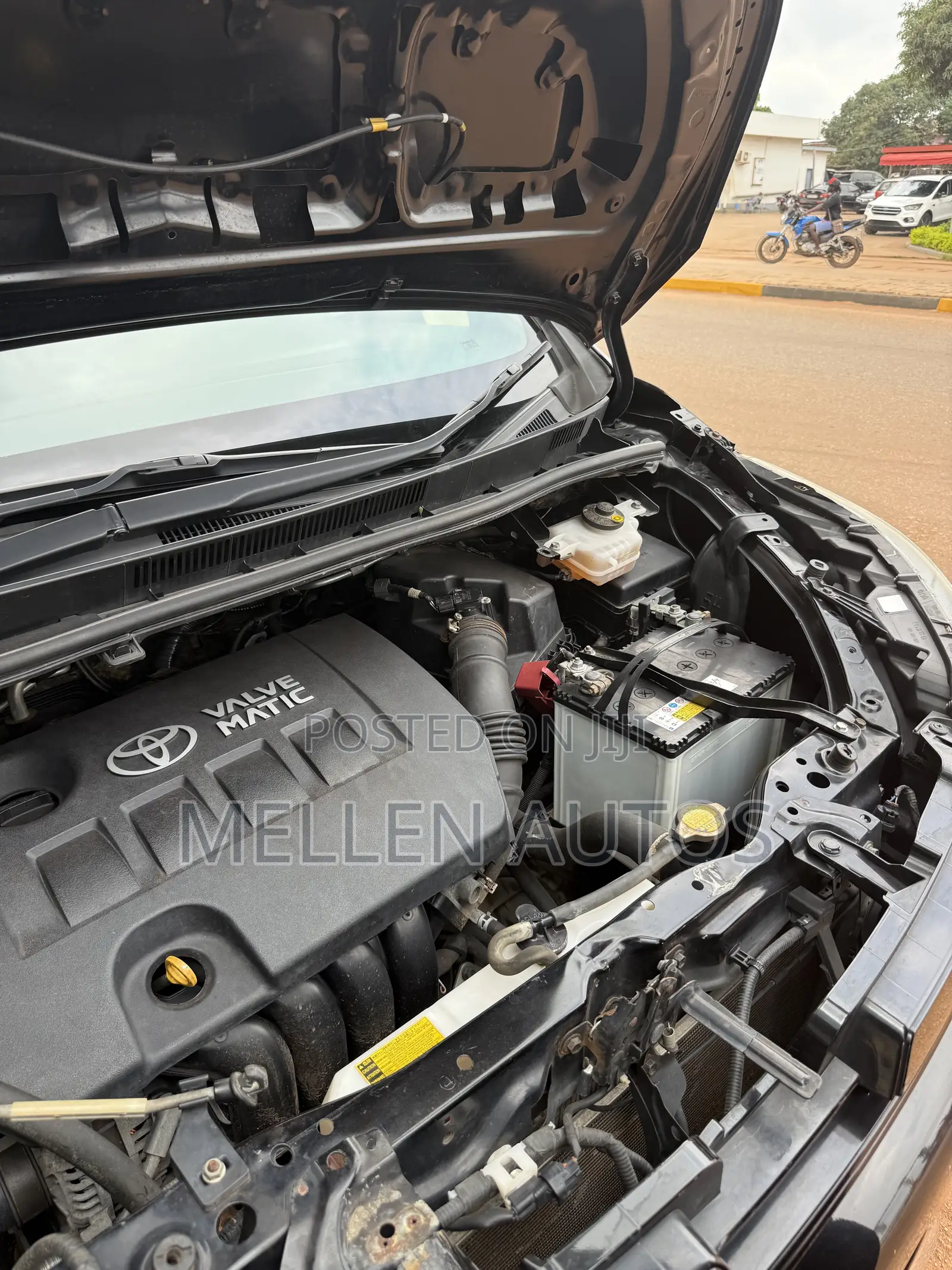 Toyota Voxy V 2WD 7-Seater 2015 Black