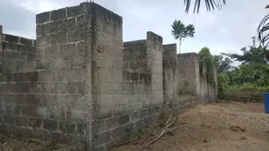 4bdrm Apartment in Odado Area, Assin North Municipal for sale